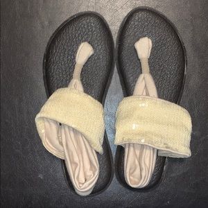 Sanuk Yoga Beige Sandals